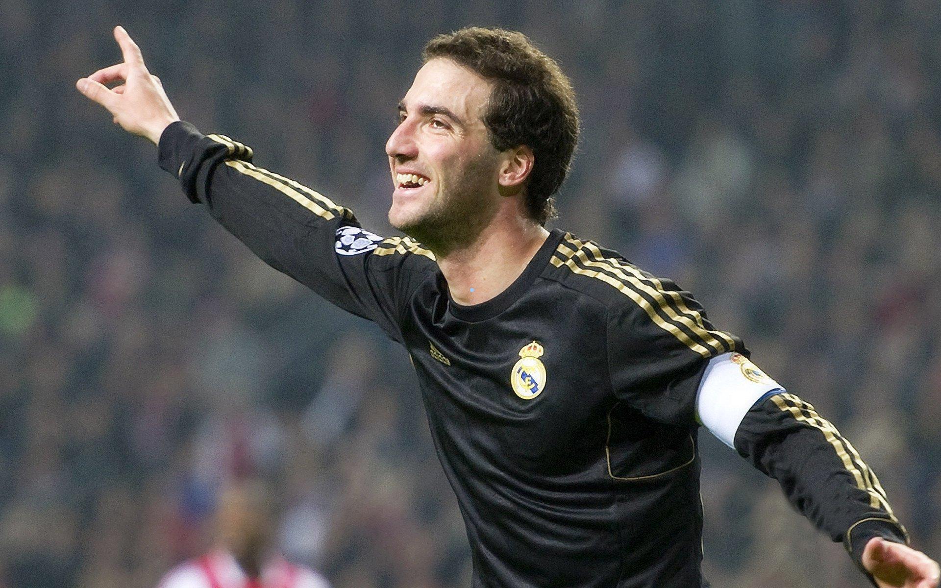 曼联高层肯定弗莱彻工作成效 昔日中场核心曾受卡里克教练团队邀请